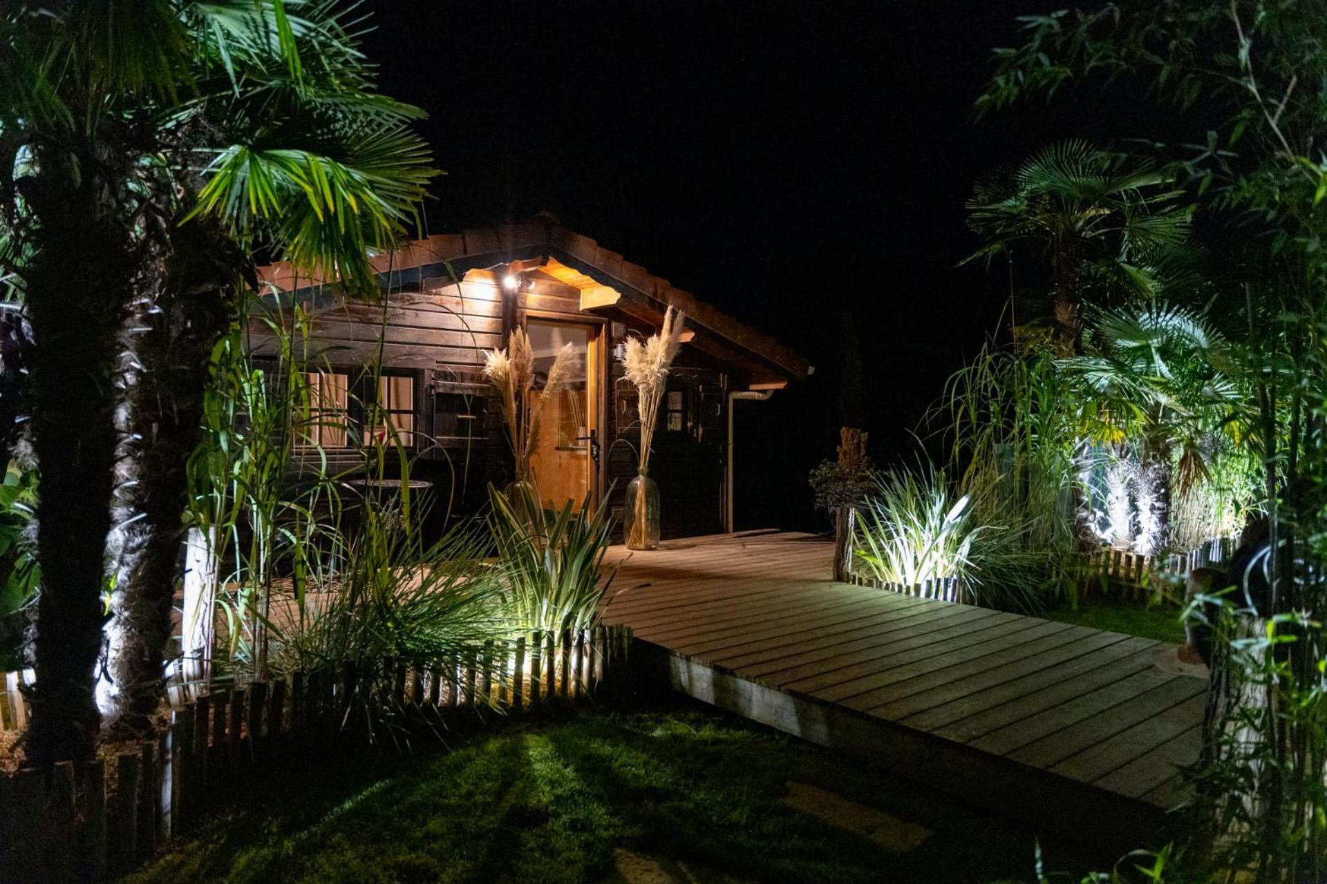 Cottage, Lodge & Spa Prouilly Exterior photo